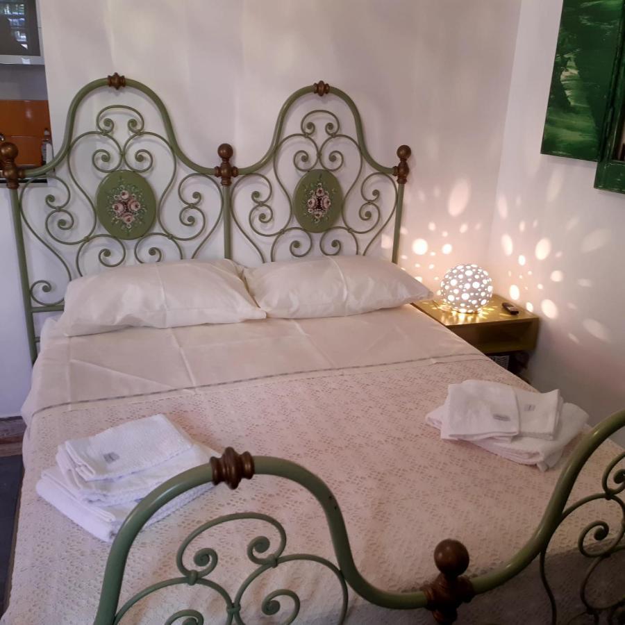 Bed and Breakfast La Pappaghezza Барі Екстер'єр фото