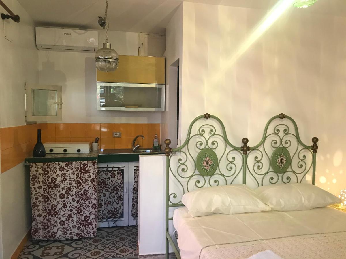 Bed and Breakfast La Pappaghezza Барі Екстер'єр фото